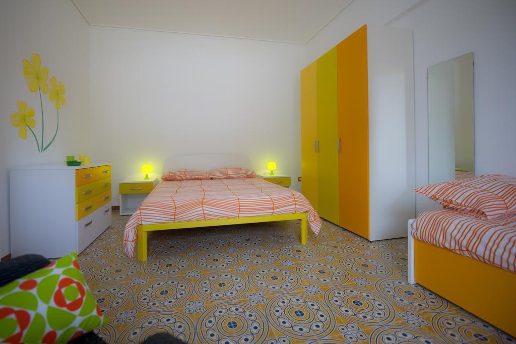 B&B Fiori Gialli Caucana Santa Croce Camerina Habitación foto